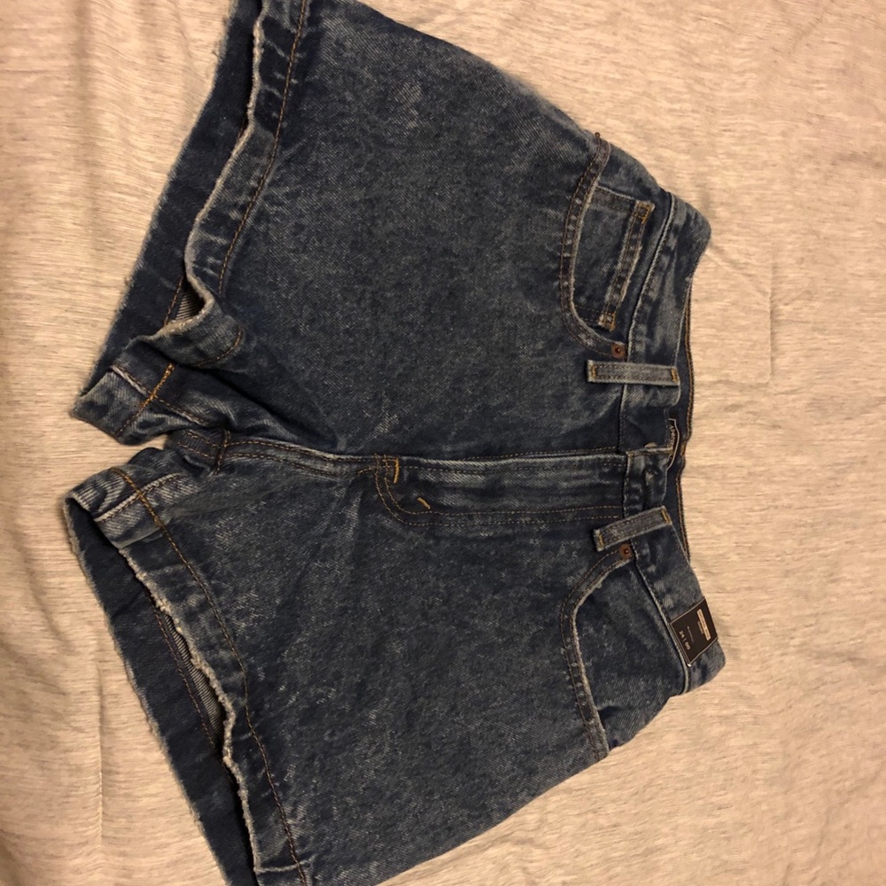 Natural Rise Shorts
